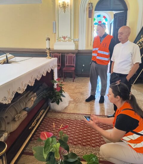 uczestnicy rajdu rowerowego w Sanktuarium bł. Bogumiła w Dobrowie